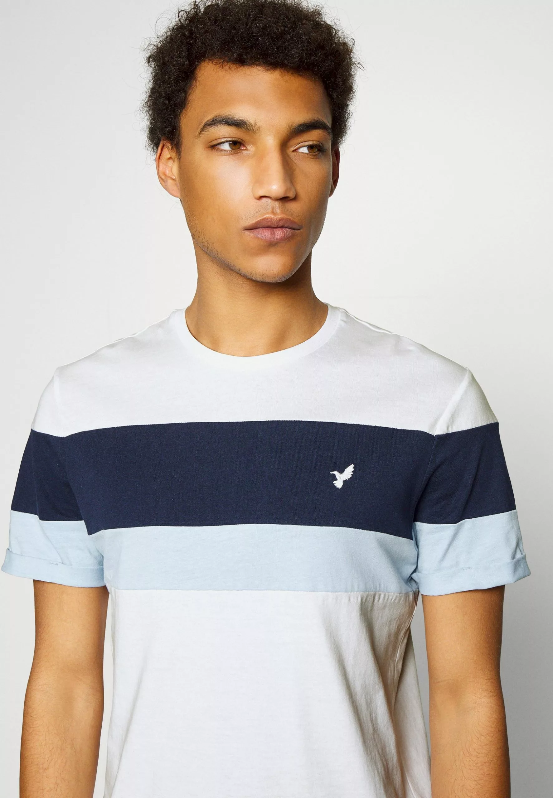 Pier One Print T-Shirt - White/Blue 4 Pier One Print T-Shirt - White/Blue - Image 4