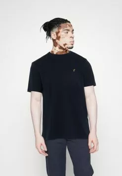 Pier One 3 Pack - Basic T-Shirt - White/Dark Blue/Blue 11 Pier One 3 Pack - Basic T-Shirt - White/Dark Blue/Blue -Pier One Shop 158e2e984b324bc482ac7480478efe4d