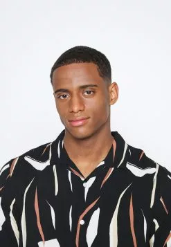 Pier One Contemporary Art Regular Resort- Shirt - Black 13 Pier One Contemporary Art Regular Resort- Shirt - Black -Pier One Shop 209c2b8fb1b54d8599c6f0e75d4a20f4