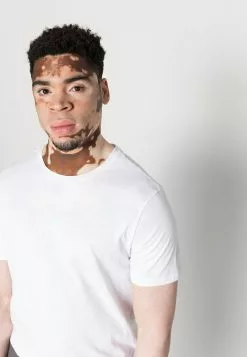 Pier One 10 Pack - Basic T-Shirt - White/Black 11 Pier One 10 Pack - Basic T-Shirt - White/Black -Pier One Shop 20c7d5f73fe449b7b6c0eb7a99388079