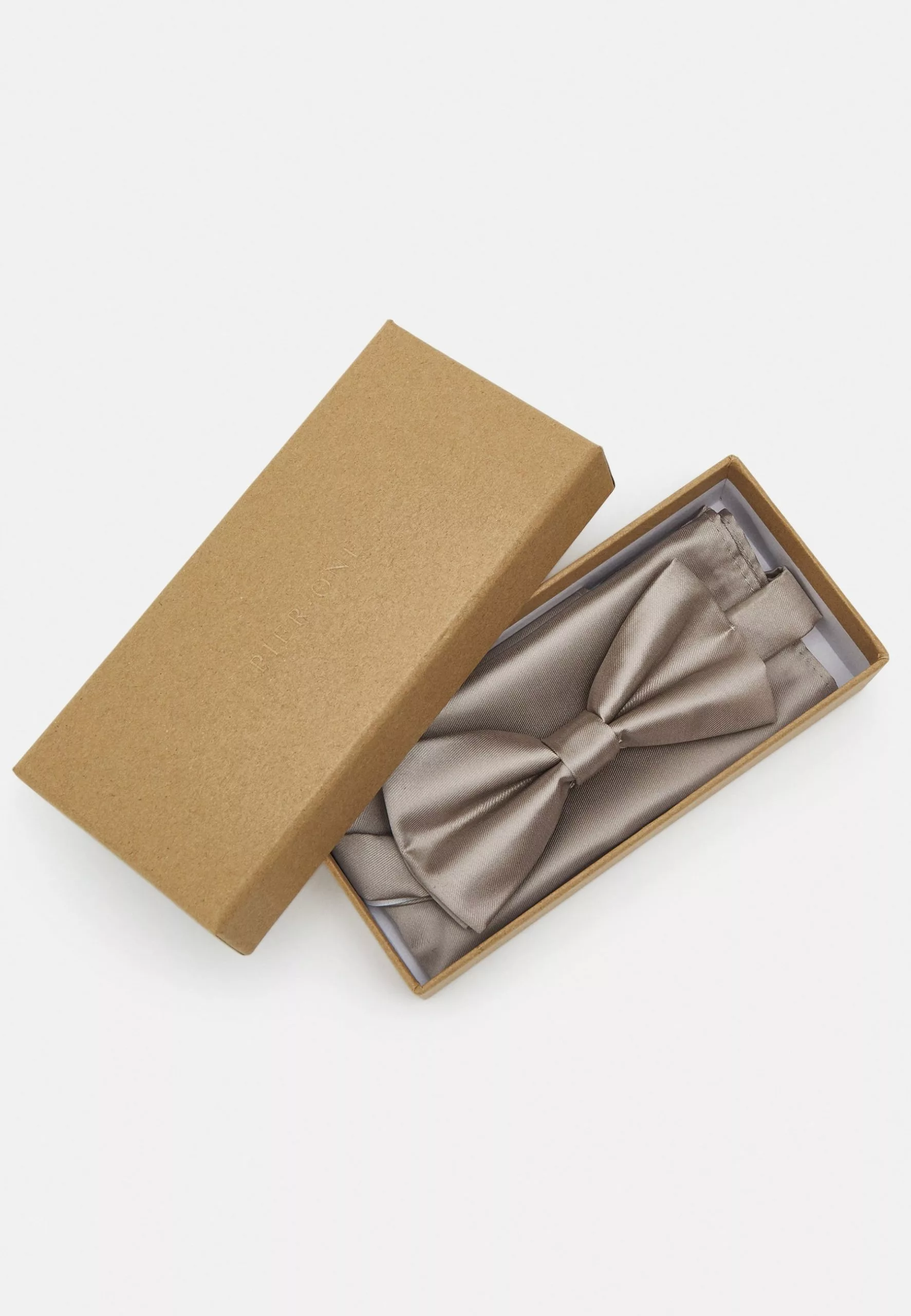 Pier One Set - Pocket Square - Stone 5 Pier One Set - Pocket Square - Stone - Image 5