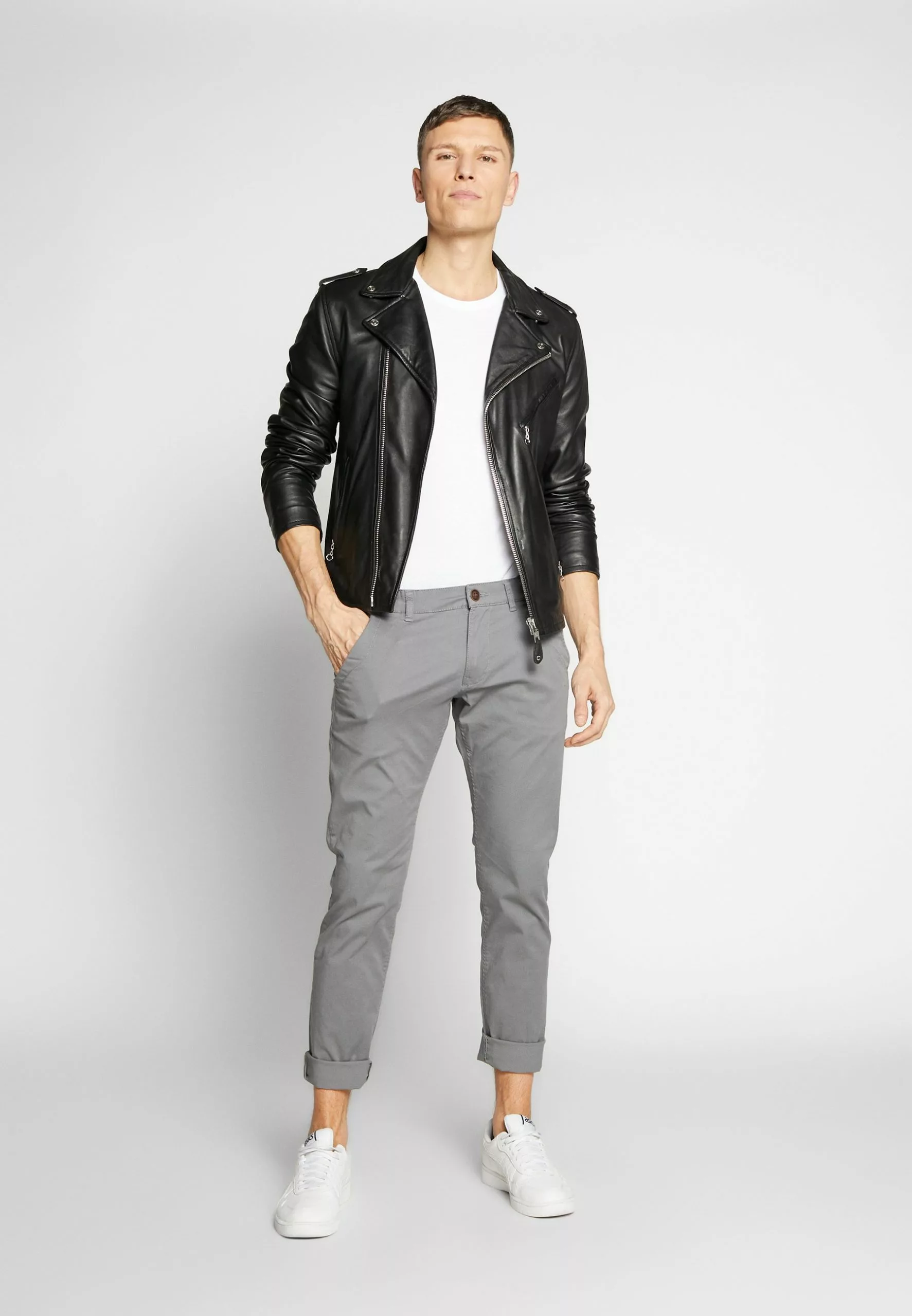 Pier One 3 Pack - Basic T-Shirt - Mottled Bordeaux/White/Blue 2 Pier One 3 Pack - Basic T-Shirt - Mottled Bordeaux/White/Blue - Image 2