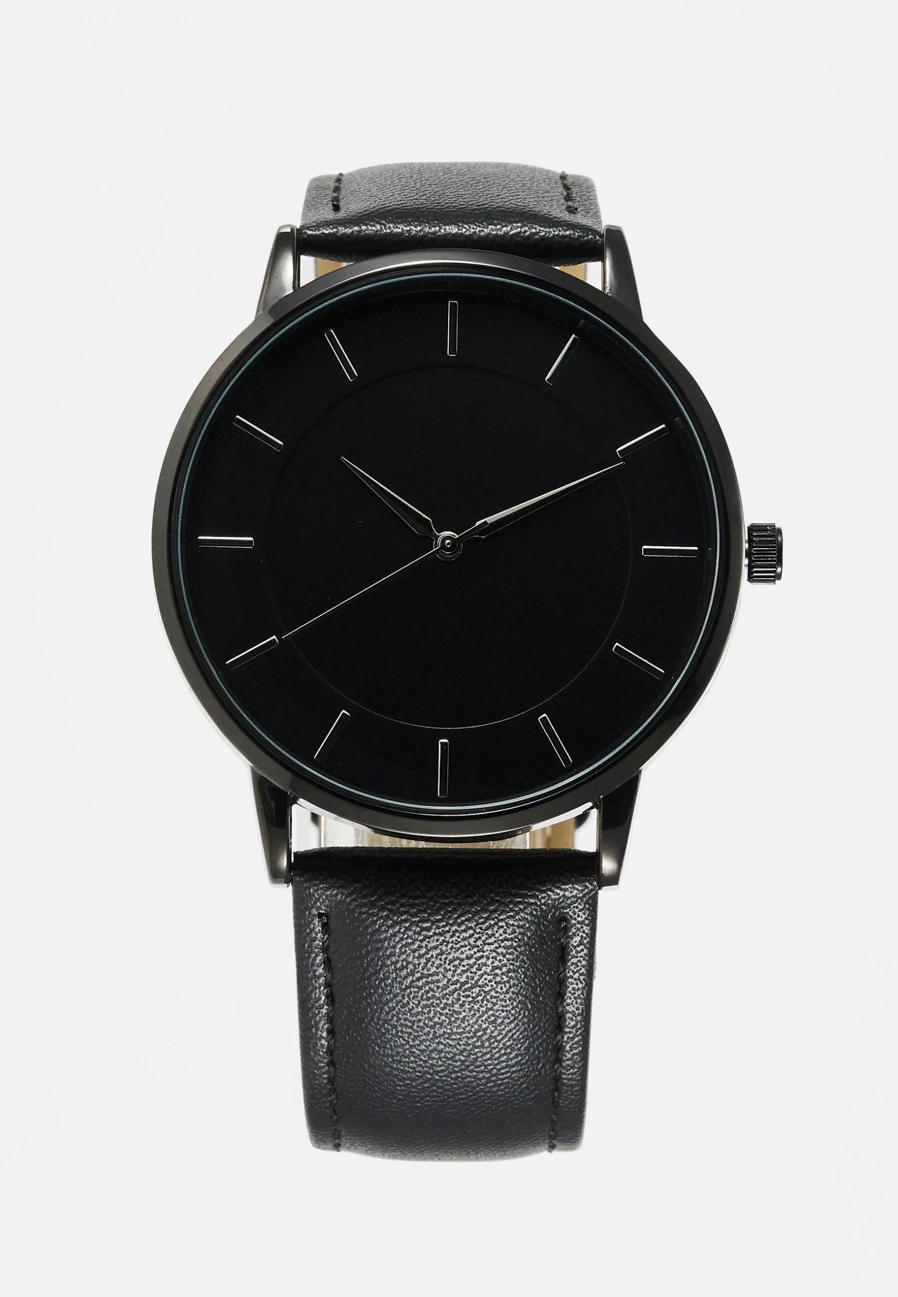 Pier One Watch - Black 1 Pier One Watch - Black