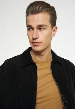 Pier One 5 Pack - Basic T-Shirt - Brown/White/Black -Pier One Shop 41bdebd242374d019f64e1060d47972d