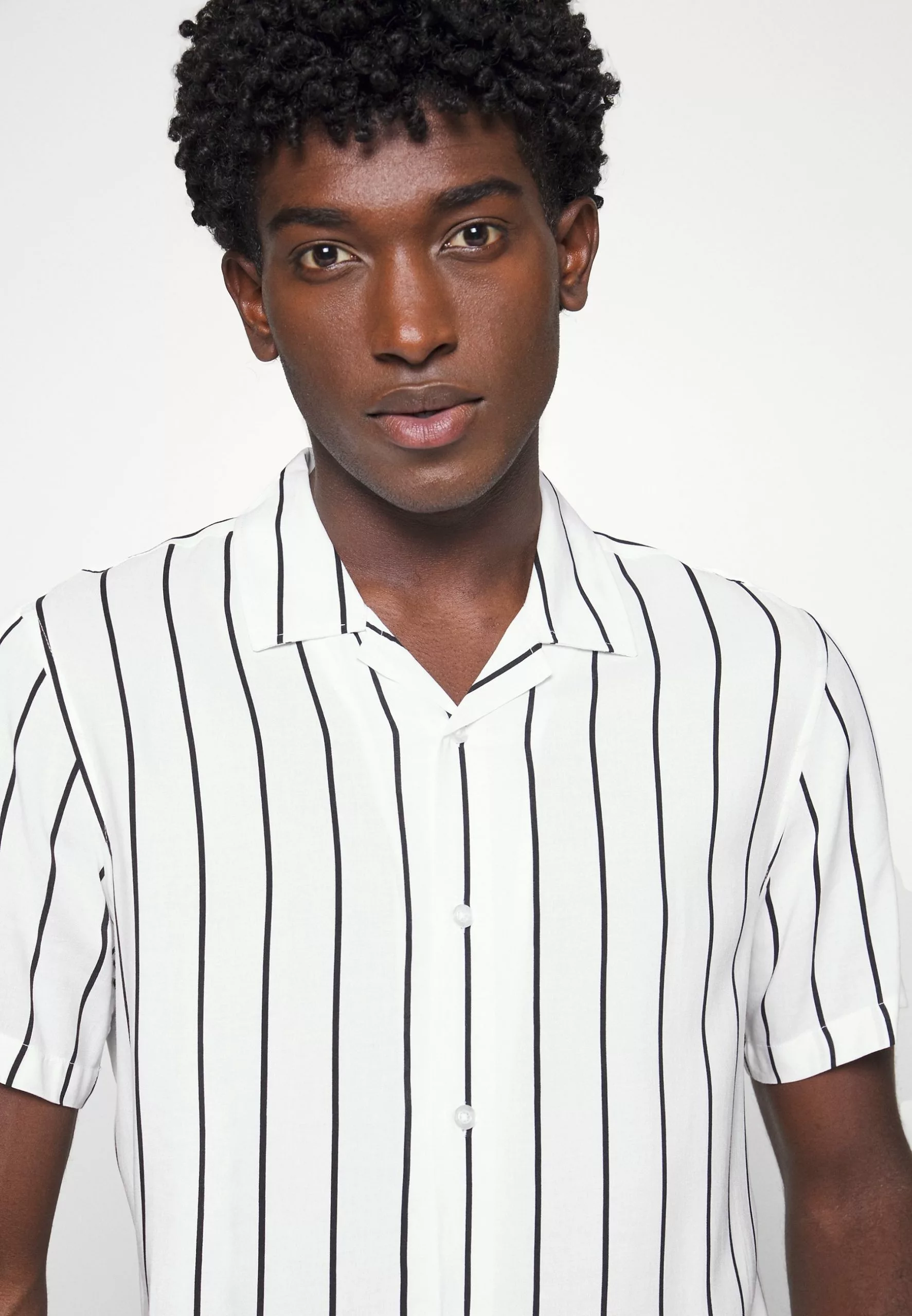 Pier One 2 Pack - Shirt - Black/White 11 Pier One 2 Pack - Shirt - Black/White - Image 11