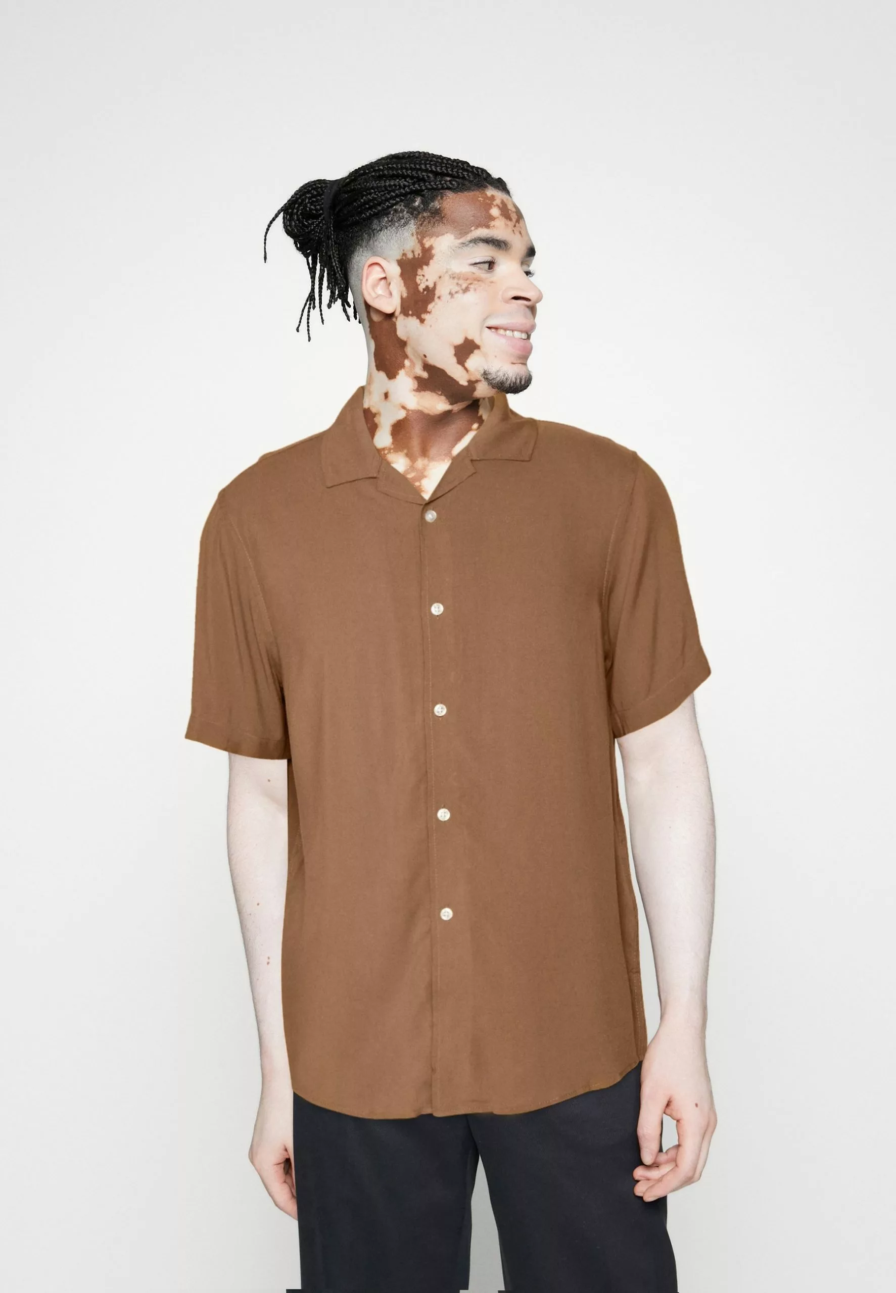 Pier One 3 Pack - Shirt - Beige/Black/White 2 Pier One 3 Pack - Shirt - Beige/Black/White - Image 2