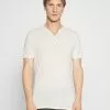 Pier One Basic T-Shirt - Off-White