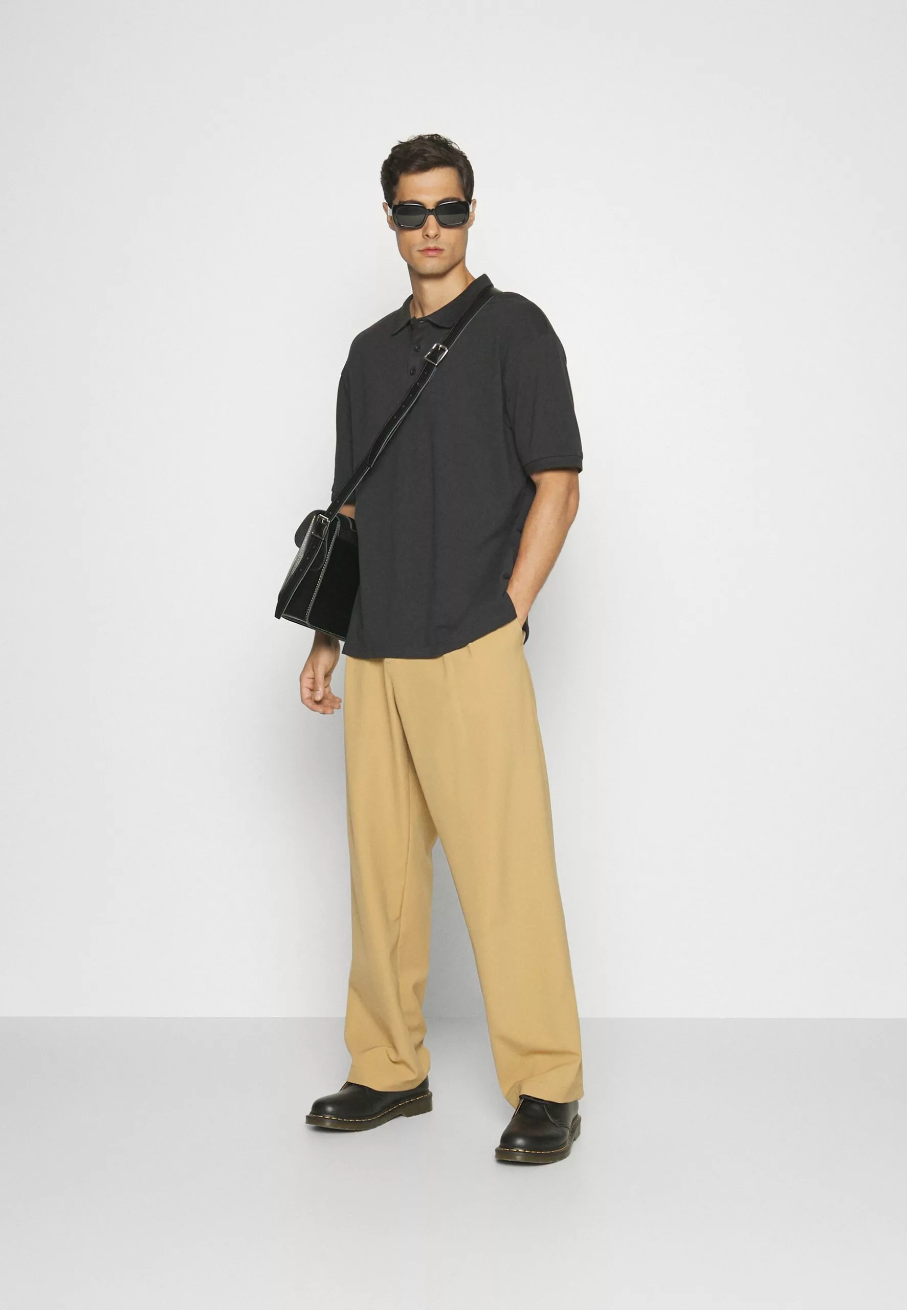 Pier One Polo Shirt -Black 2 Pier One Polo Shirt -Black - Image 2