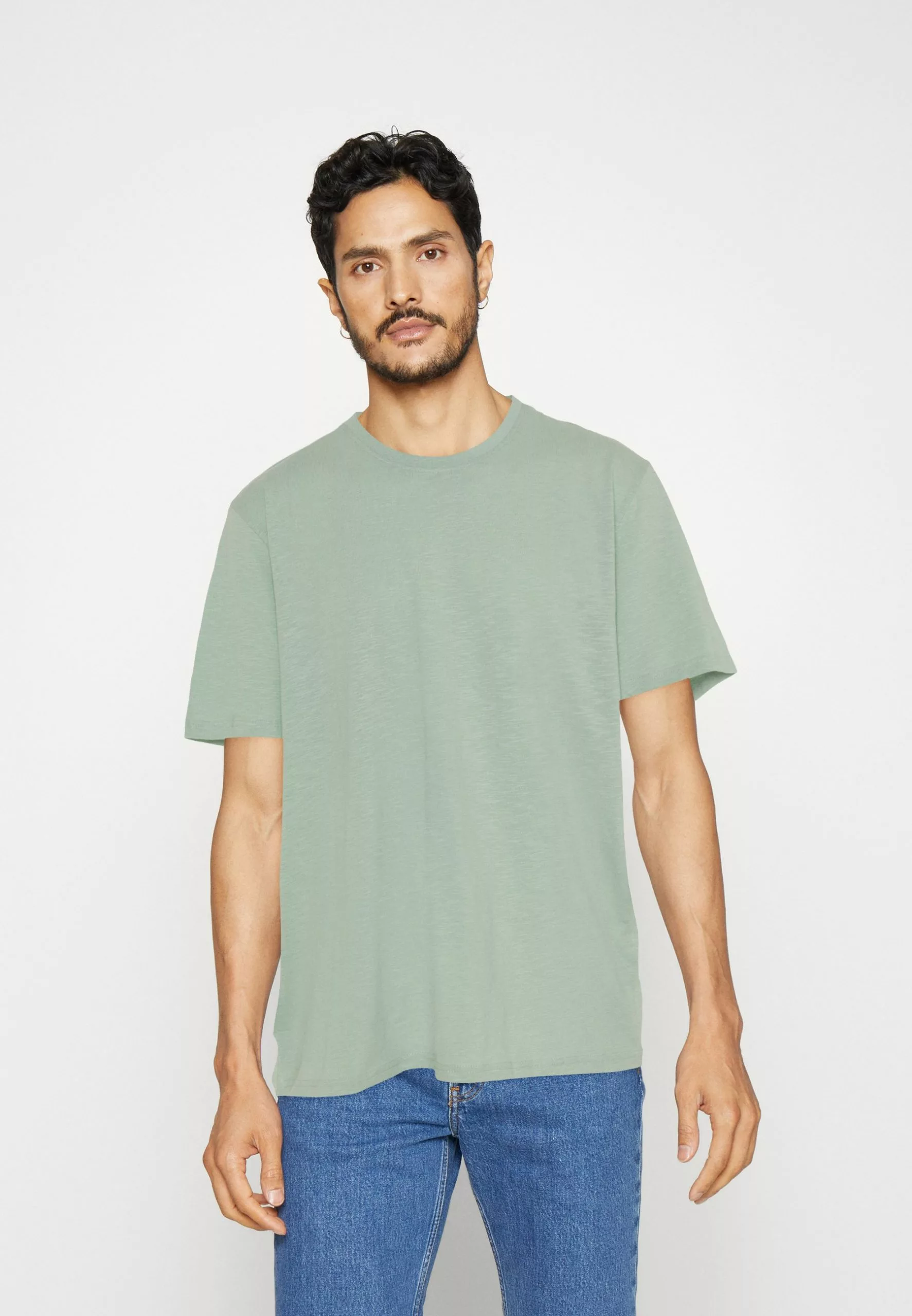 Pier One 5 Pack - Basic T-Shirt - Mint/Off-White/Khaki 2 Pier One 5 Pack - Basic T-Shirt - Mint/Off-White/Khaki - Image 2