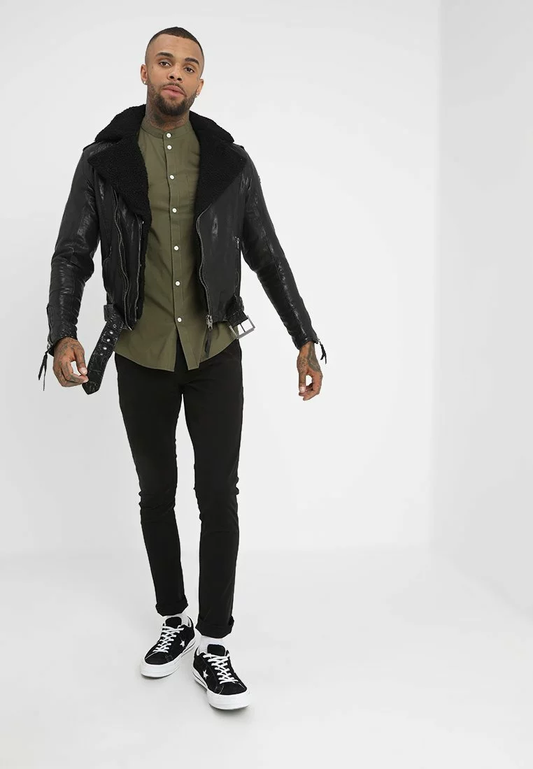 Pier One Muscle Fit Stand- Shirt - Oliv 2 Pier One Muscle Fit Stand- Shirt - Oliv - Image 2