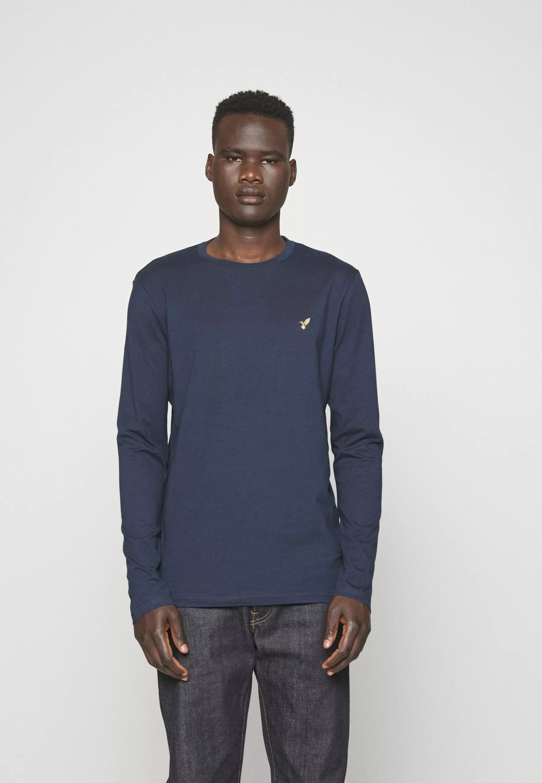 Pier One 3 Pack Unisex- Long Sleeved Top - White/Dark Blue/Bordeaux 5 Pier One 3 Pack Unisex- Long Sleeved Top - White/Dark Blue/Bordeaux - Image 5