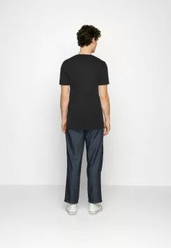 Pier One 5 Pack - Basic T-Shirt - White/Off-White/Light Grey/Beige/Black 11 Pier One 5 Pack - Basic T-Shirt - White/Off-White/Light Grey/Beige/Black -Pier One Shop a282541399aa4bc4a93696cfcb9f1d20