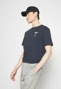 Pier One Cocktail Tee- Print T-Shirt - 503 - Dark Blue 9 Pier One Cocktail Tee- Print T-Shirt - 503 - Dark Blue -Pier One Shop adbe780c31874908a9c3280b742ae4db