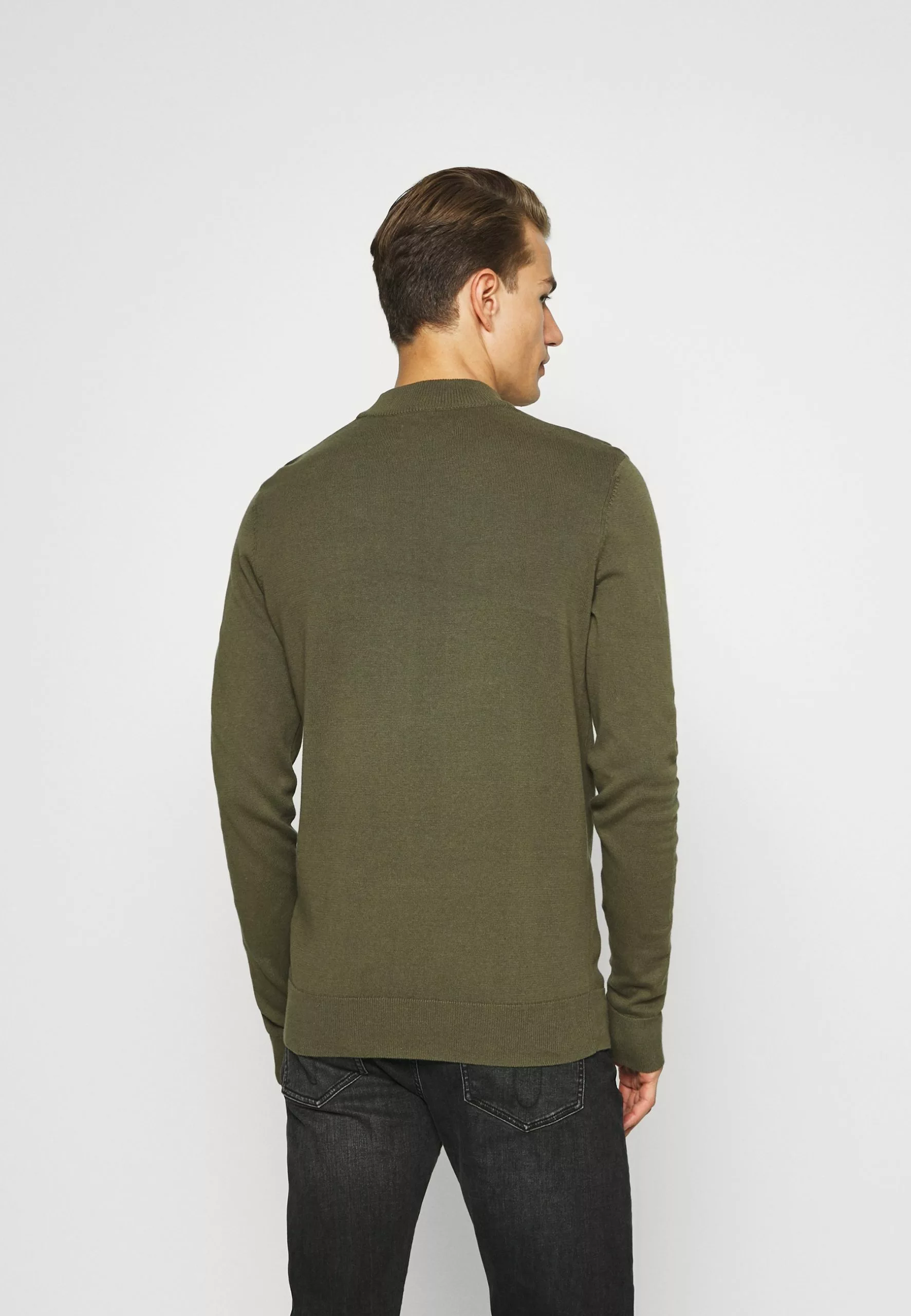 Pier One Jumper - Oliv 3 Pier One Jumper - Oliv - Image 3