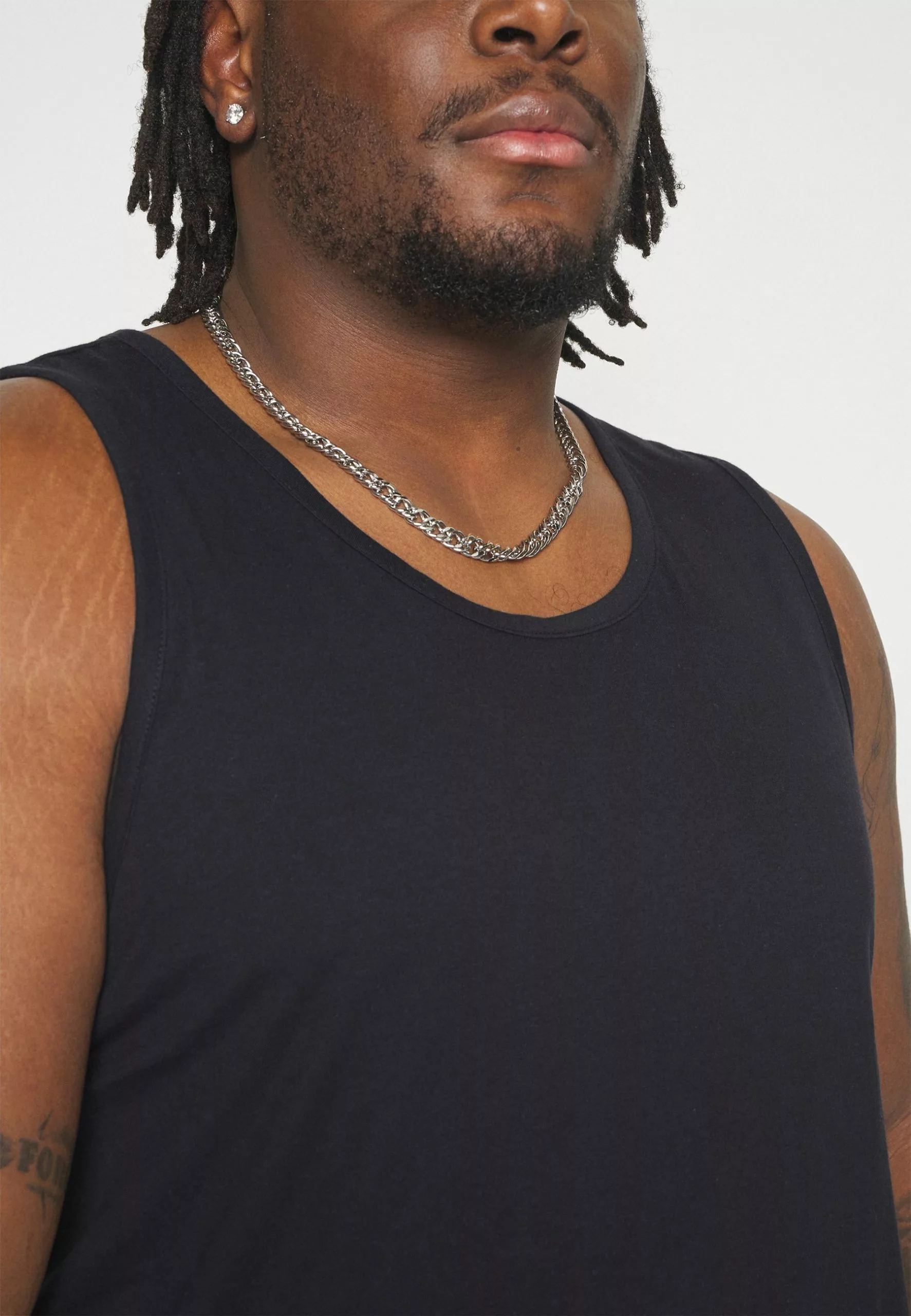 Pier One 3 Pack- Top - Black/Grey/Khaki 8 Pier One 3 Pack- Top - Black/Grey/Khaki - Image 8