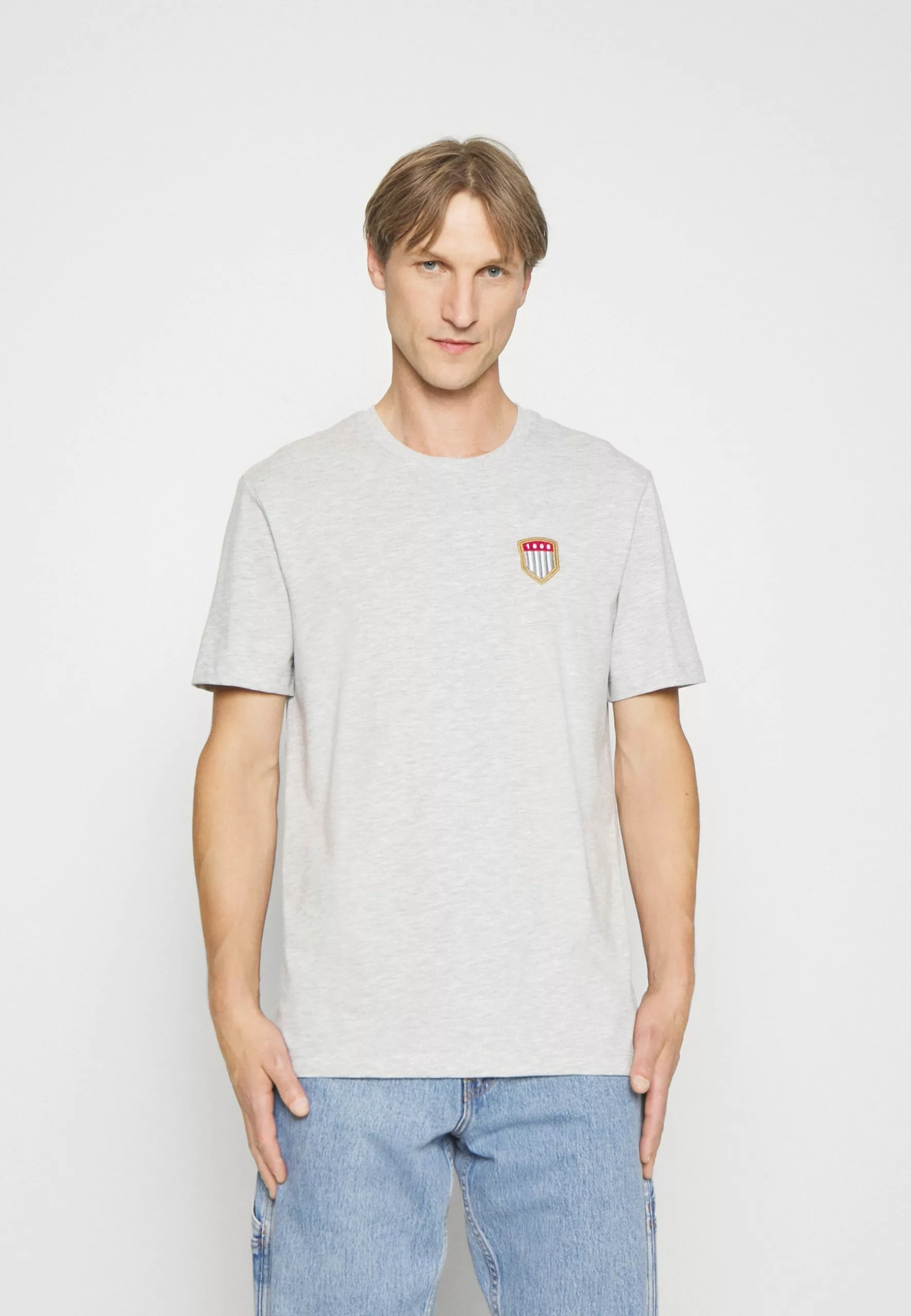 Pier One Print T-Shirt - Light Grey 1 Pier One Print T-Shirt - Light Grey