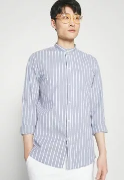 Pier One Muscle Fit Stand- Shirt - Blue 9 Pier One Muscle Fit Stand- Shirt - Blue -Pier One Shop c95aee840d27425d93f7825c3cd7c13d