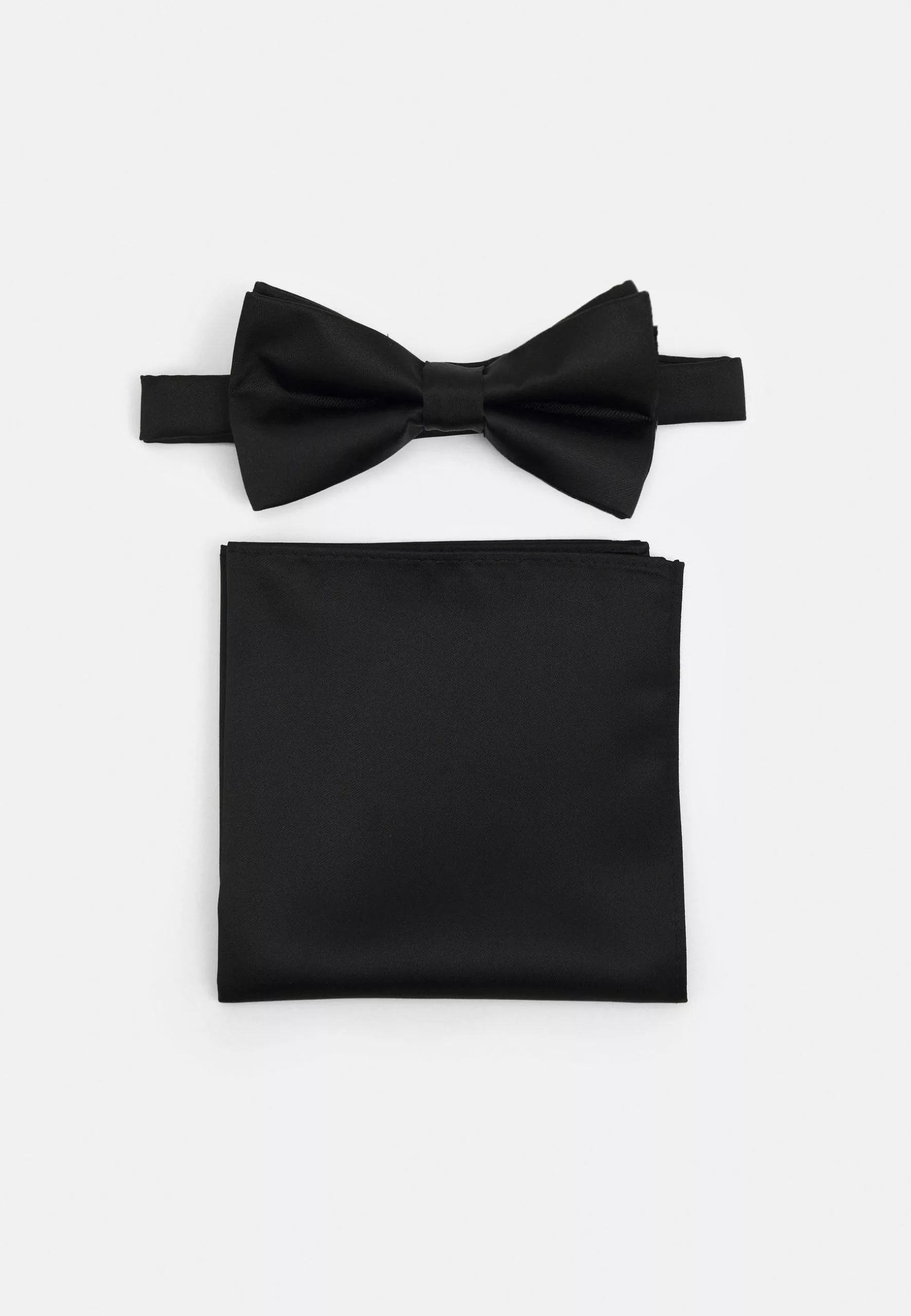 Pier One Set - Pocket Square -Black 1 Pier One Set - Pocket Square -Black