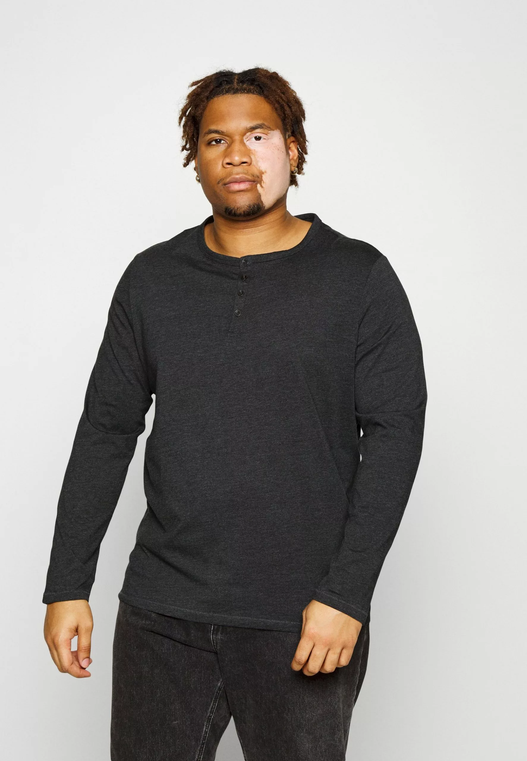 Pier One 2 Pack - Long Sleeved Top 4 Pier One 2 Pack - Long Sleeved Top - Image 4