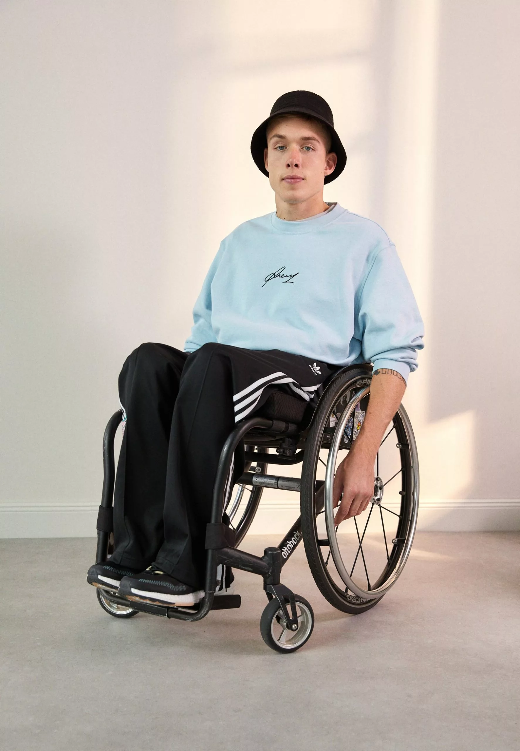 Pier One Sweatshirt - Light Blue 2 Pier One Sweatshirt - Light Blue - Image 2