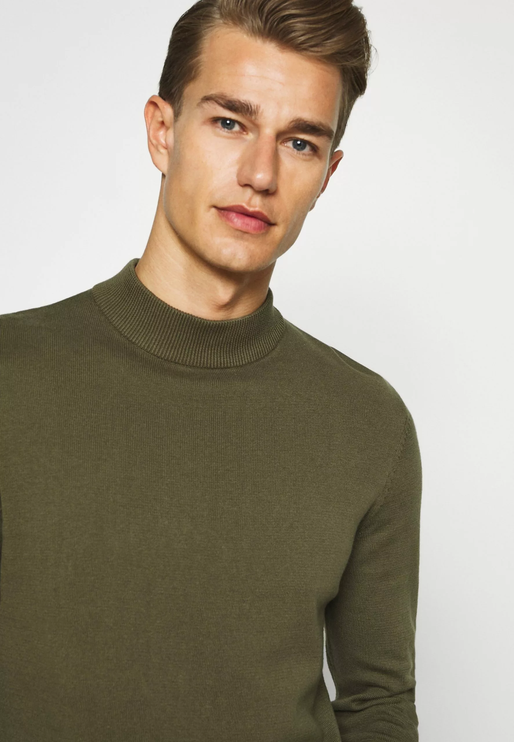 Pier One Jumper - Oliv 4 Pier One Jumper - Oliv - Image 4