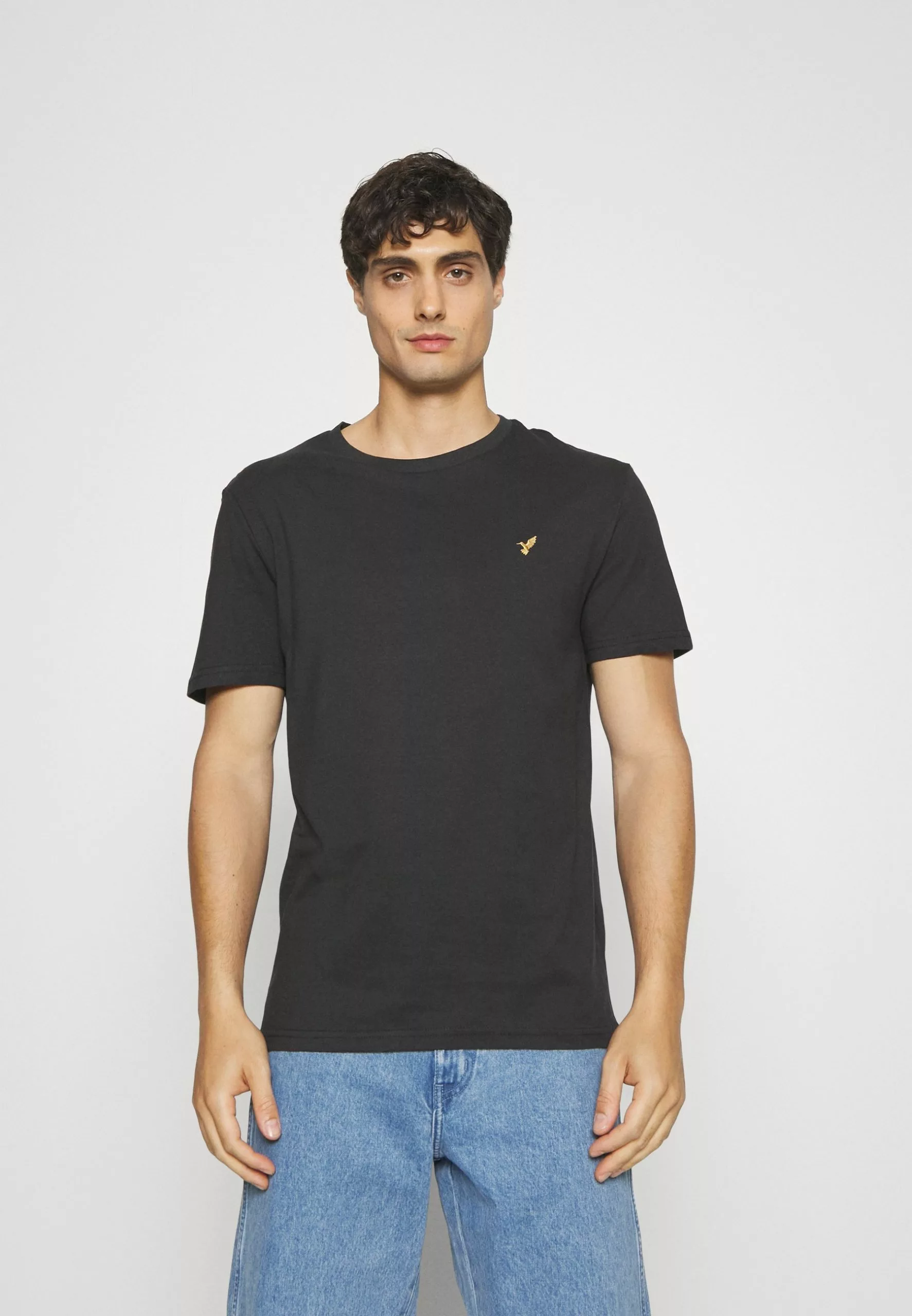 Pier One 3 Pack - Basic T-Shirt - White, Black, Dark Green 4 Pier One 3 Pack - Basic T-Shirt - White, Black, Dark Green - Image 4