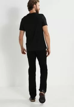 Pier One 2 Pack - Basic T-Shirt - Black 8 Pier One 2 Pack - Basic T-Shirt - Black -Pier One Shop e8cfb319e7df47a68a9ff2b69125007e