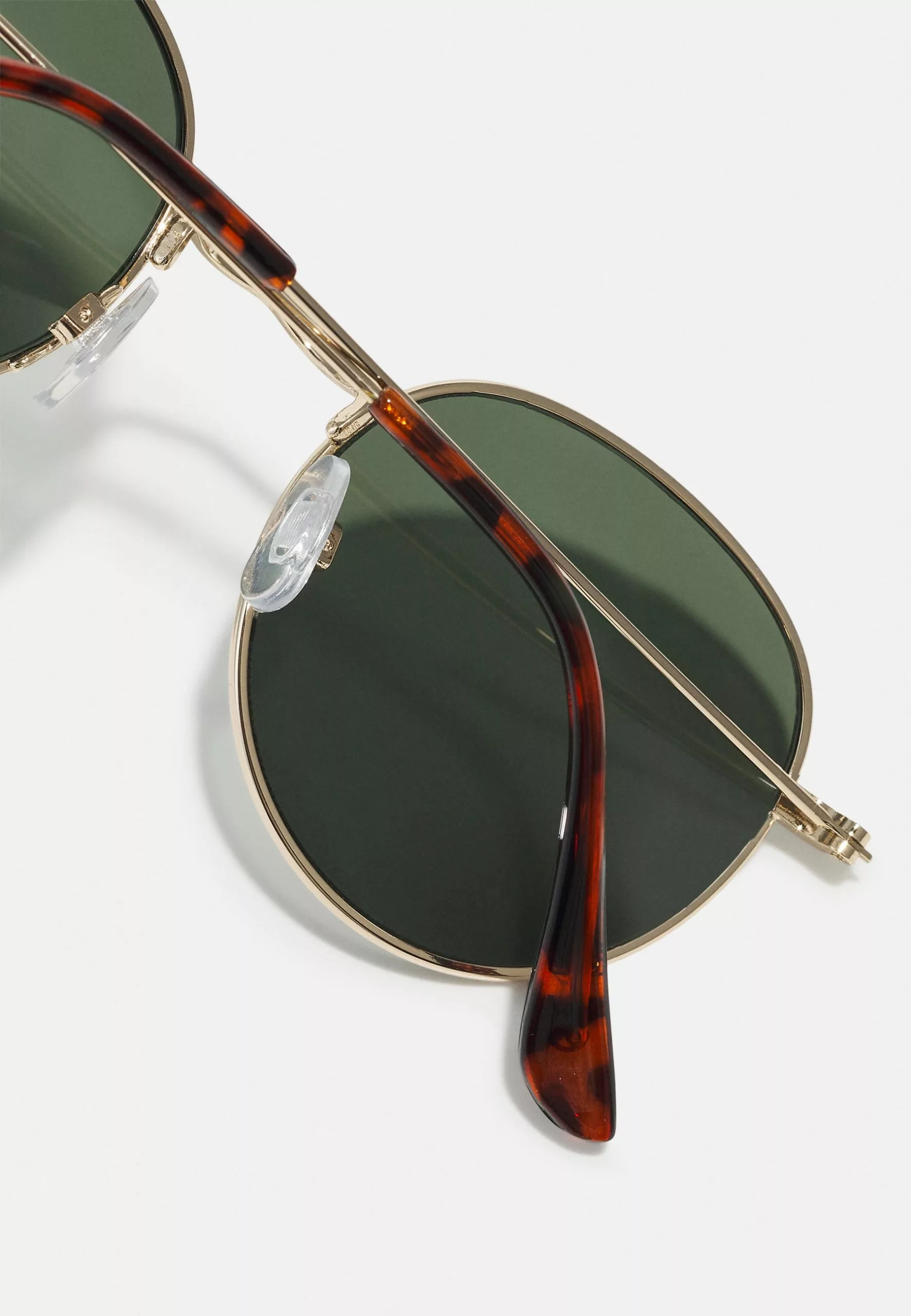 Pier One Unisex - Sunglasses - Gold-Coloured/Green 3 Pier One Unisex - Sunglasses - Gold-Coloured/Green - Image 3