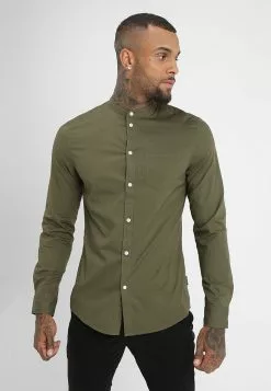 Pier One Muscle Fit Stand- Shirt - Oliv
