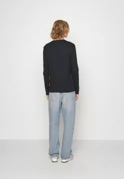 Pier One 5 Pack - Long Sleeved Top - White/Dark Blue/Black 9 Pier One 5 Pack - Long Sleeved Top - White/Dark Blue/Black -Pier One Shop f535302a43fa4b80a1a3b6c44bddcdfe