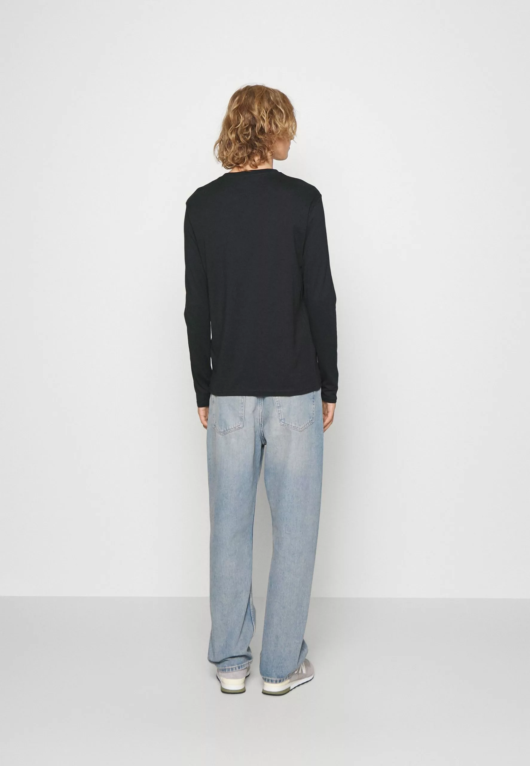 Pier One 5 Pack - Long Sleeved Top - White/Dark Blue/Black 3 Pier One 5 Pack - Long Sleeved Top - White/Dark Blue/Black - Image 3